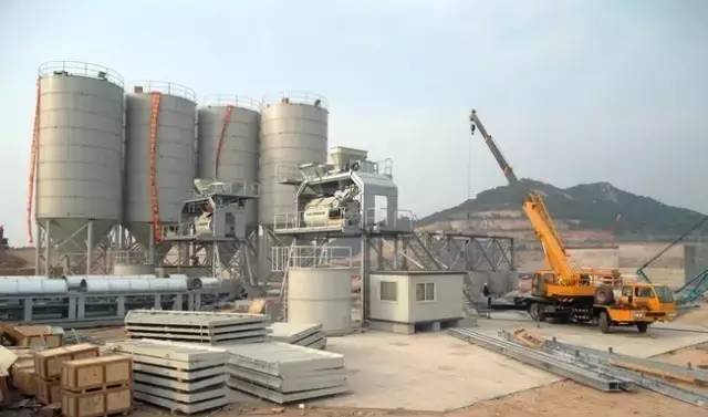 輝宏混凝土水泥倉(cāng) 輝宏混凝土水泥倉(cāng)